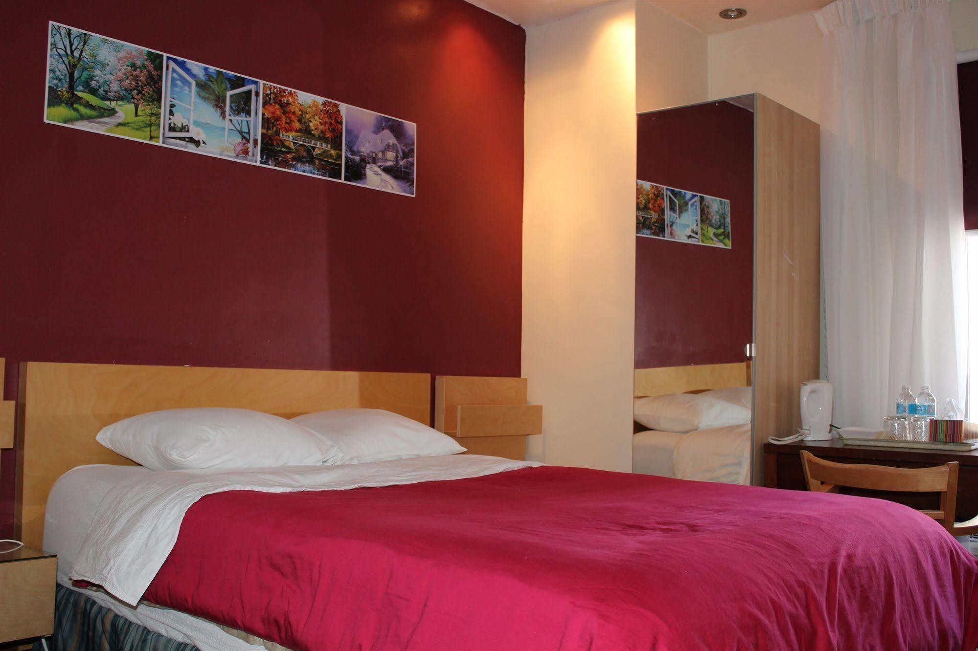 Le Saint-Malo Hotel Montreal Zewnętrze zdjęcie