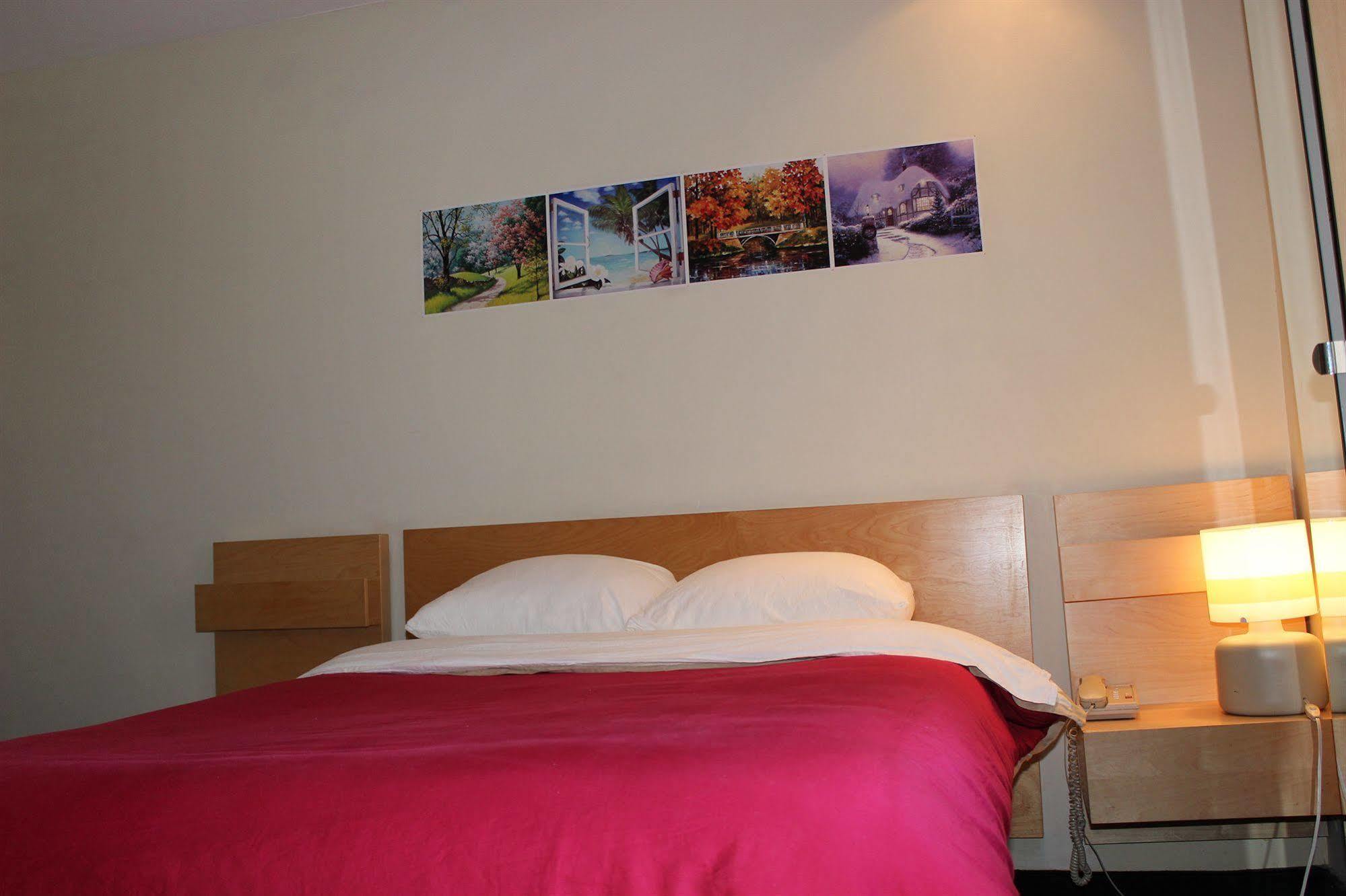 Le Saint-Malo Hotel Montreal Zewnętrze zdjęcie